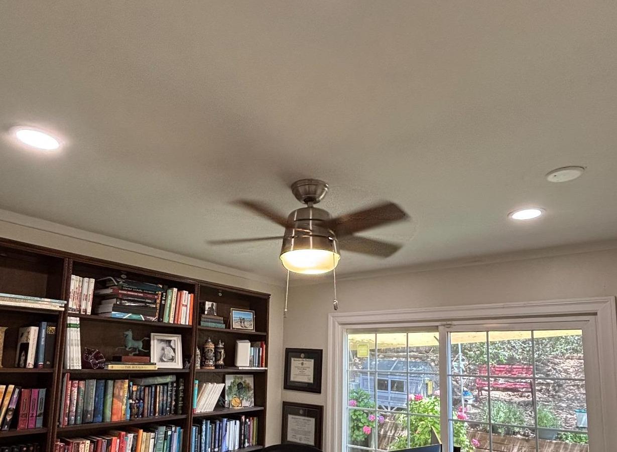 Home office ceiling fan and lighting